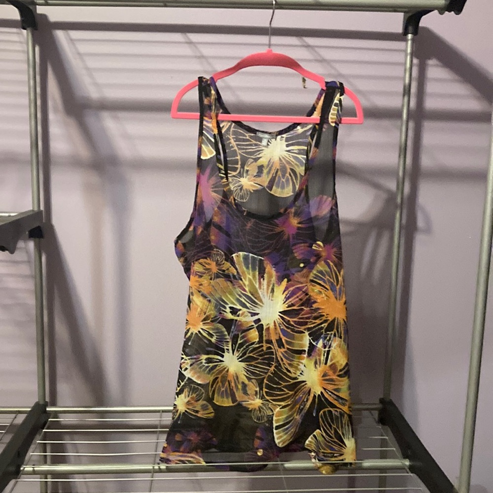 Sleeveless top